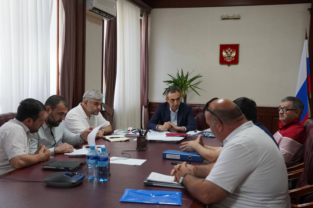 Заур Эминов встретился с представителями СНТ «Дагводстрой»